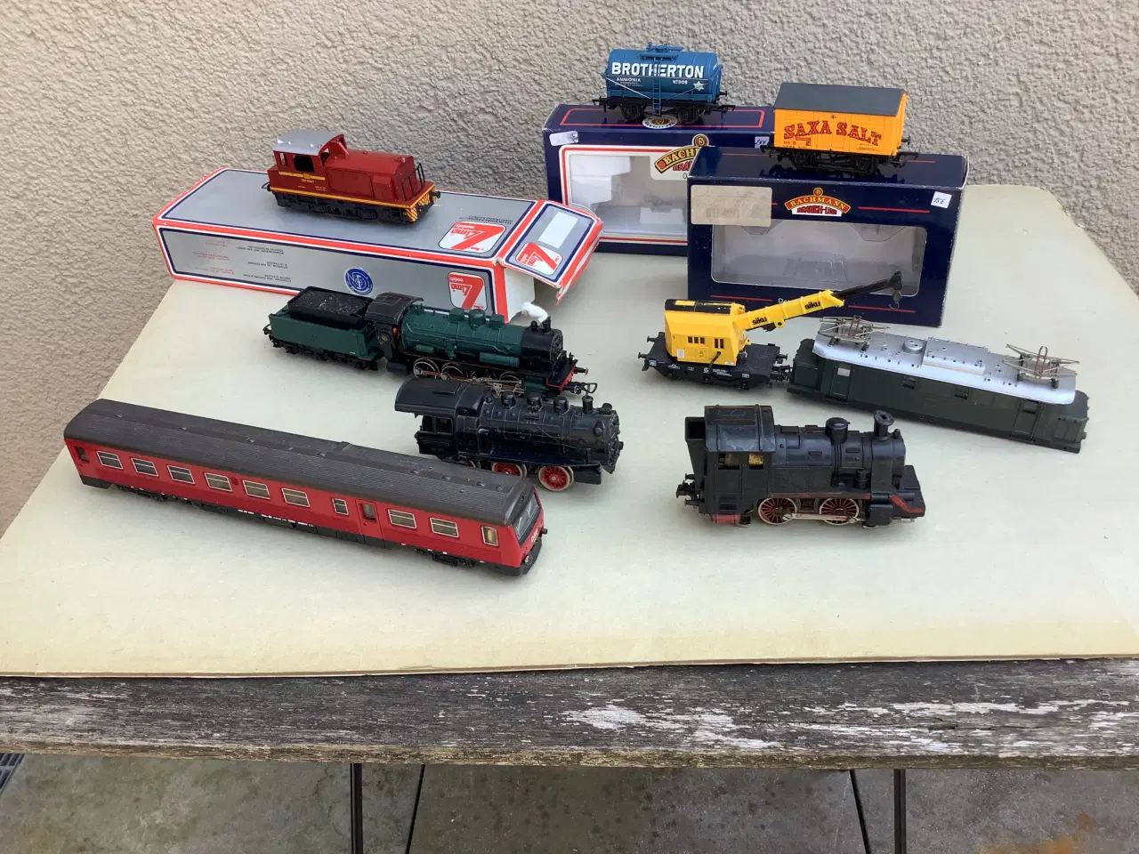 Billede 1 - Kun denne uge. Lot 5 lok, 3 vogne plus lok overdel