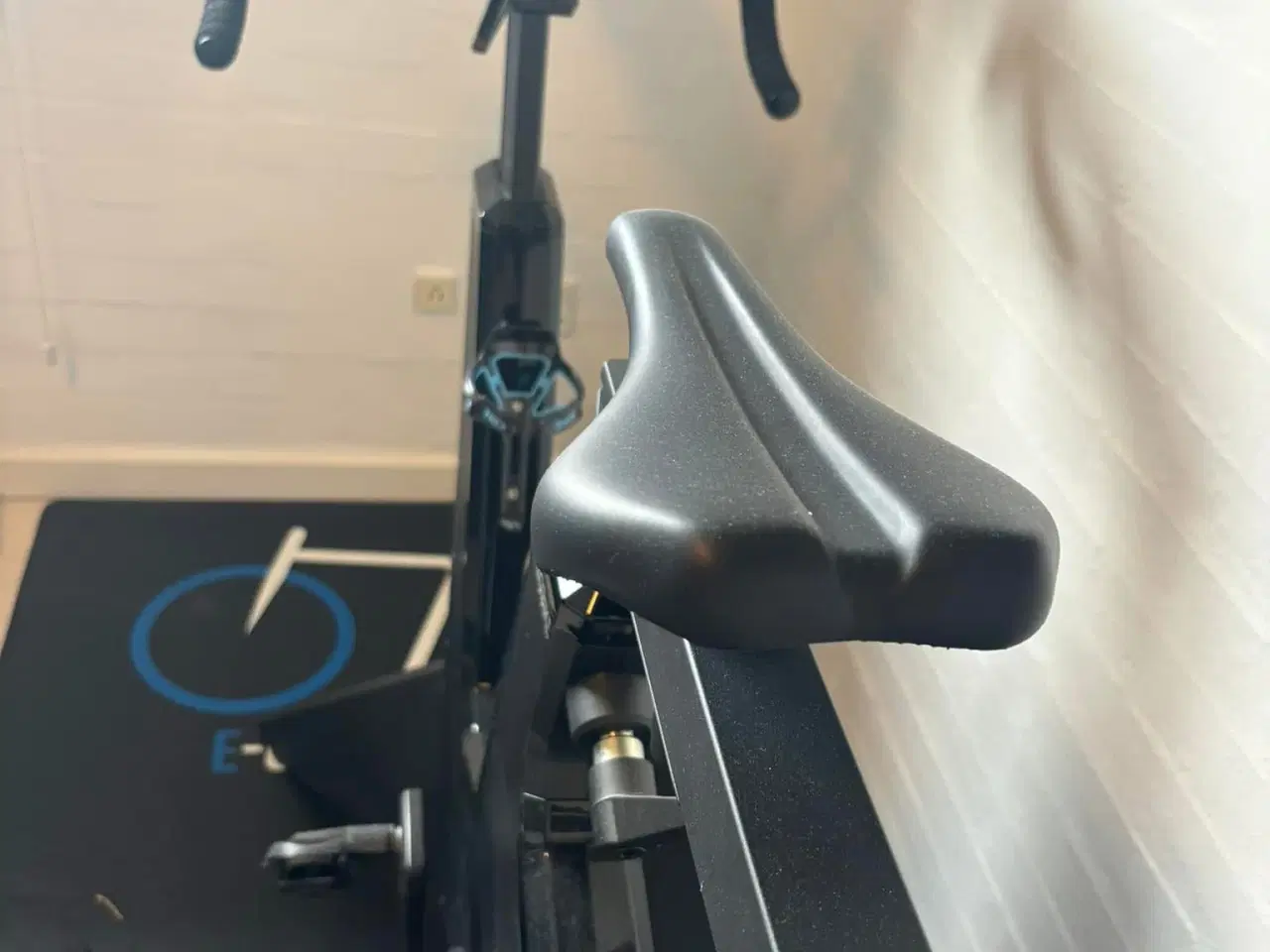 Billede 2 - Home Trainer - Tacx Neo 