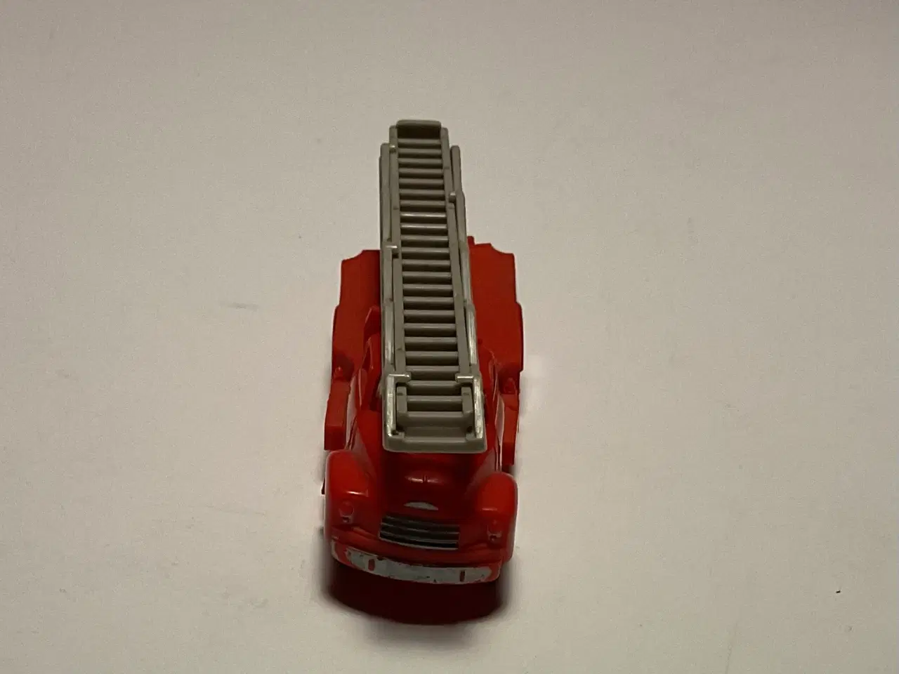 Billede 3 - Lille Lego brandbil ( længde 9 cm )