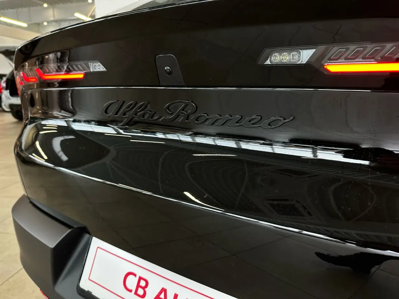 Billede 9 - Alfa Romeo Junior EL Veloce 280HK 5d Aut.