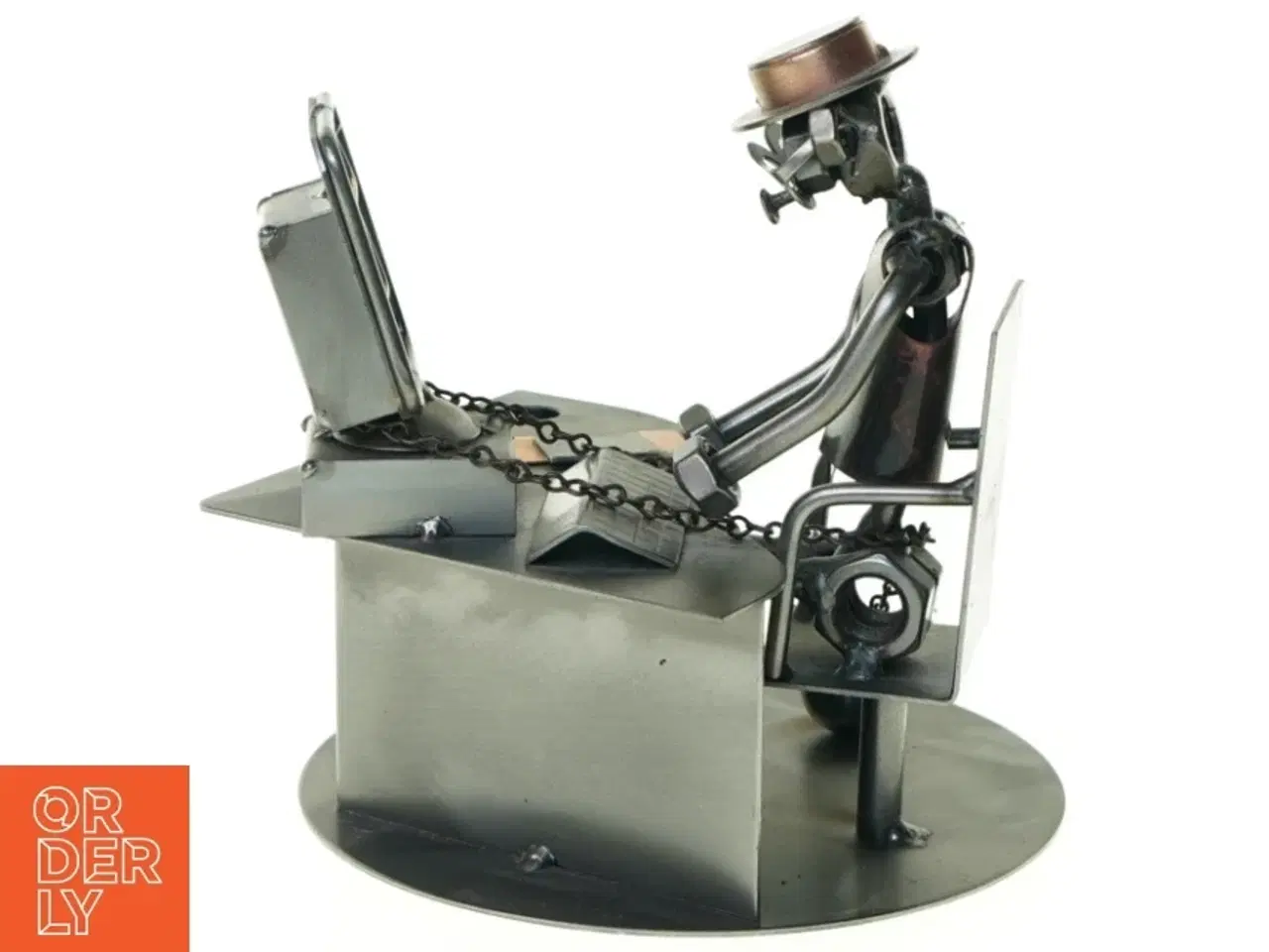 Billede 8 - Håndlavet figur i metal med blyantsholder (str. 14 x 16 cm)