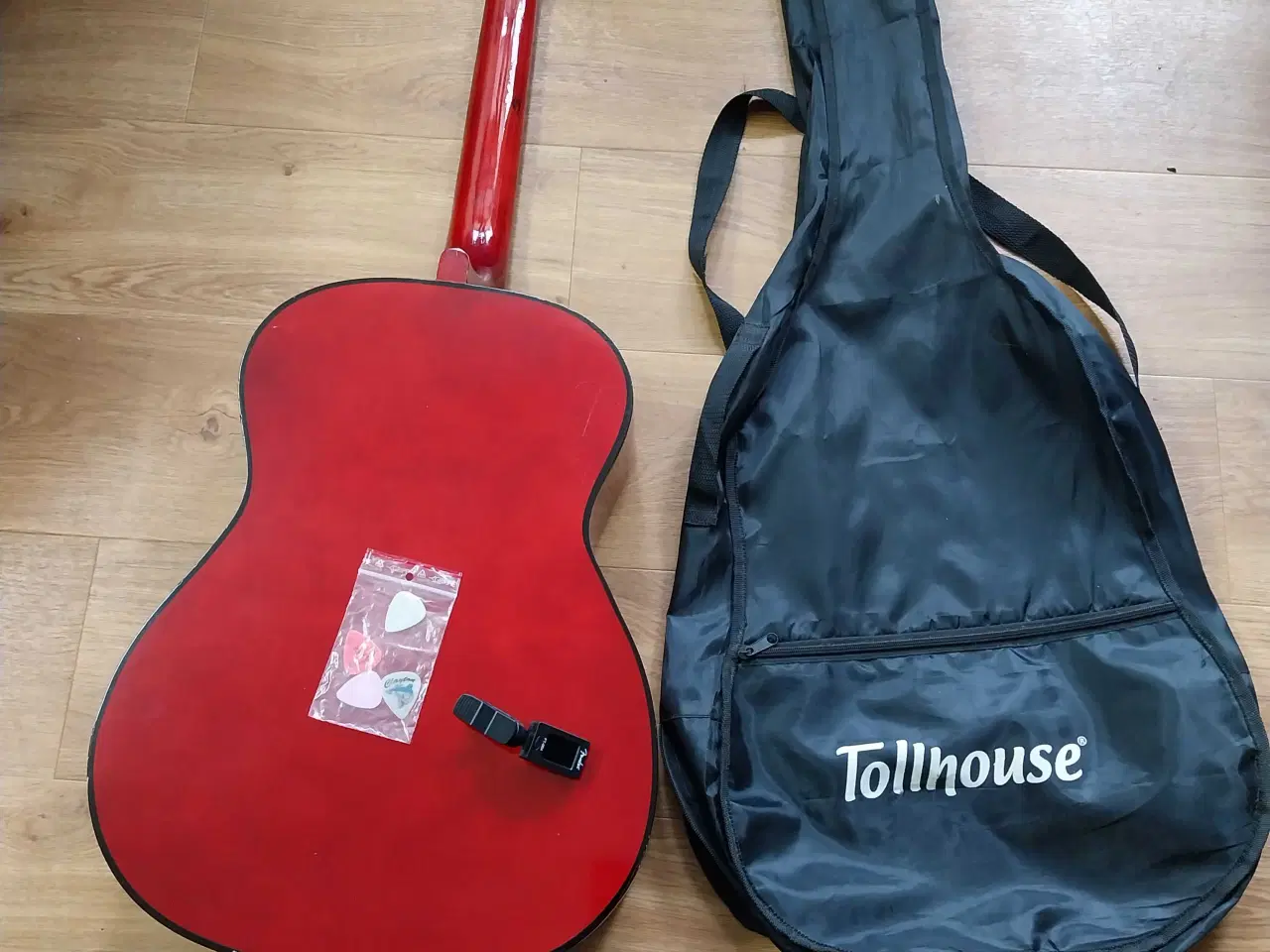 Billede 8 - Guitar med mere.