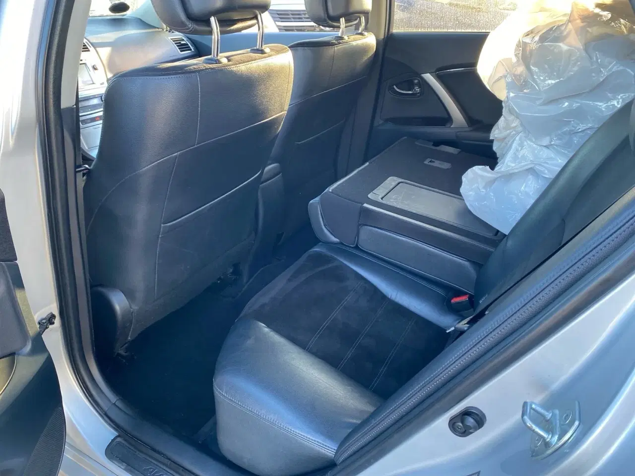 Billede 11 - Toyota Avensis 2,0 D-4D DPF T2 Premium 124HK Stc 6g