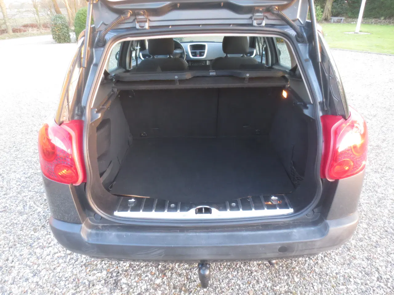 Billede 10 - Pæn Peugeot 207 1.4 i St-Car Nysynet. 