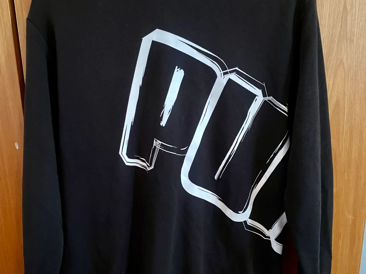 Billede 2 - PUMA sports jakke med stor logo