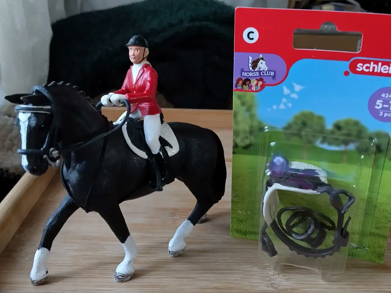 Billede 1 - Schleich Hest og rytter