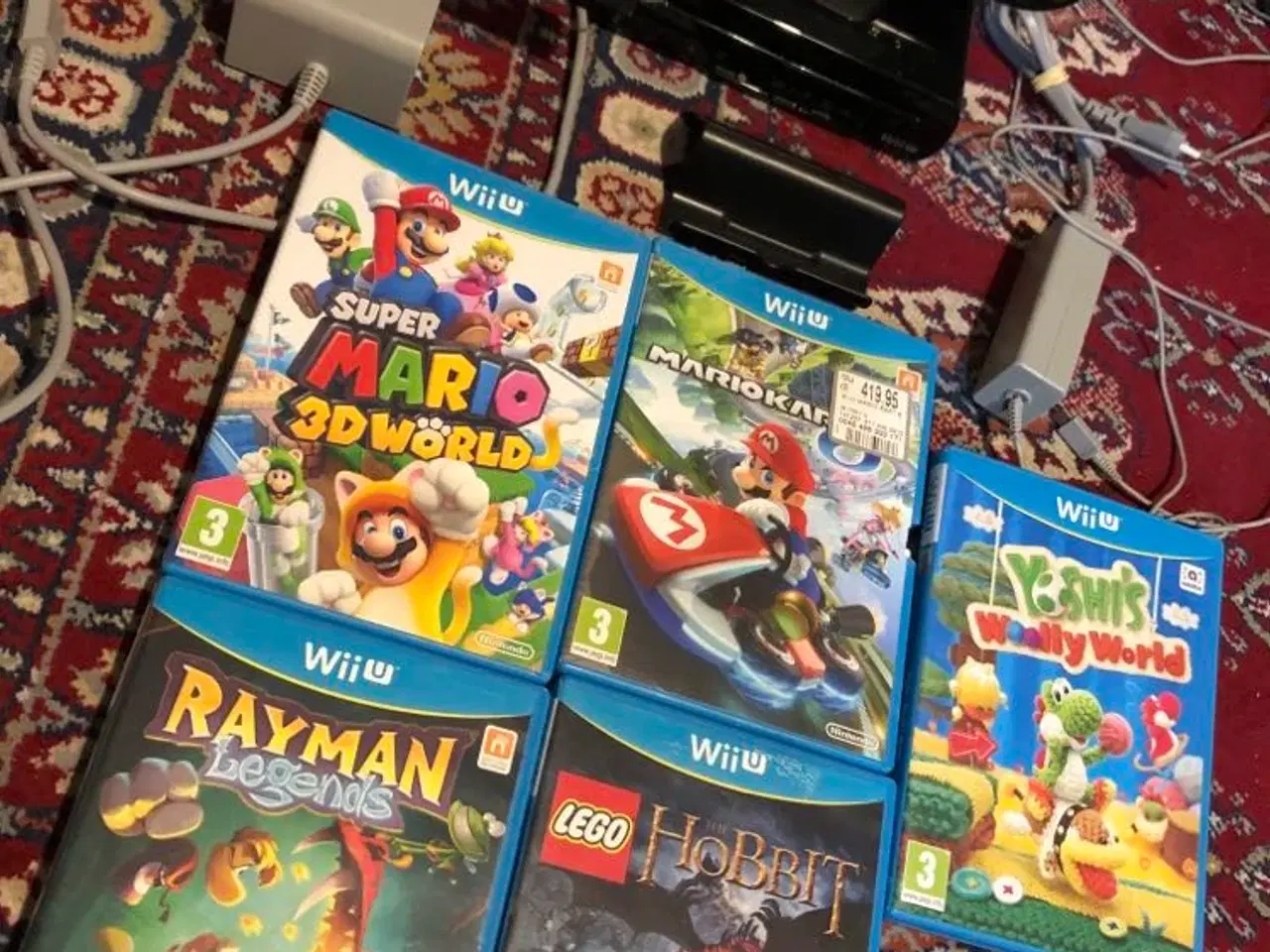 Billede 1 -  Wii U + 5 Spil. Super Mario 3D World, Mario Kart 