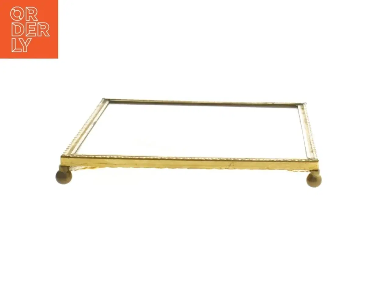 Billede 3 - Bordskåner i glas med broderi af Amager-pige (str. 15,5x15,5 cm)