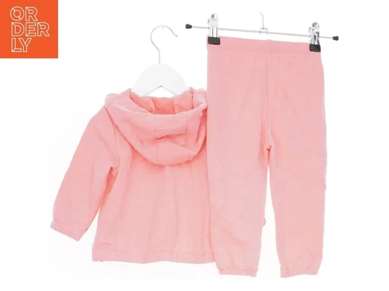 Billede 2 - Lyserødt børnesæt med hættetrøje og bukser fra LC Waikiki  (str. 80)