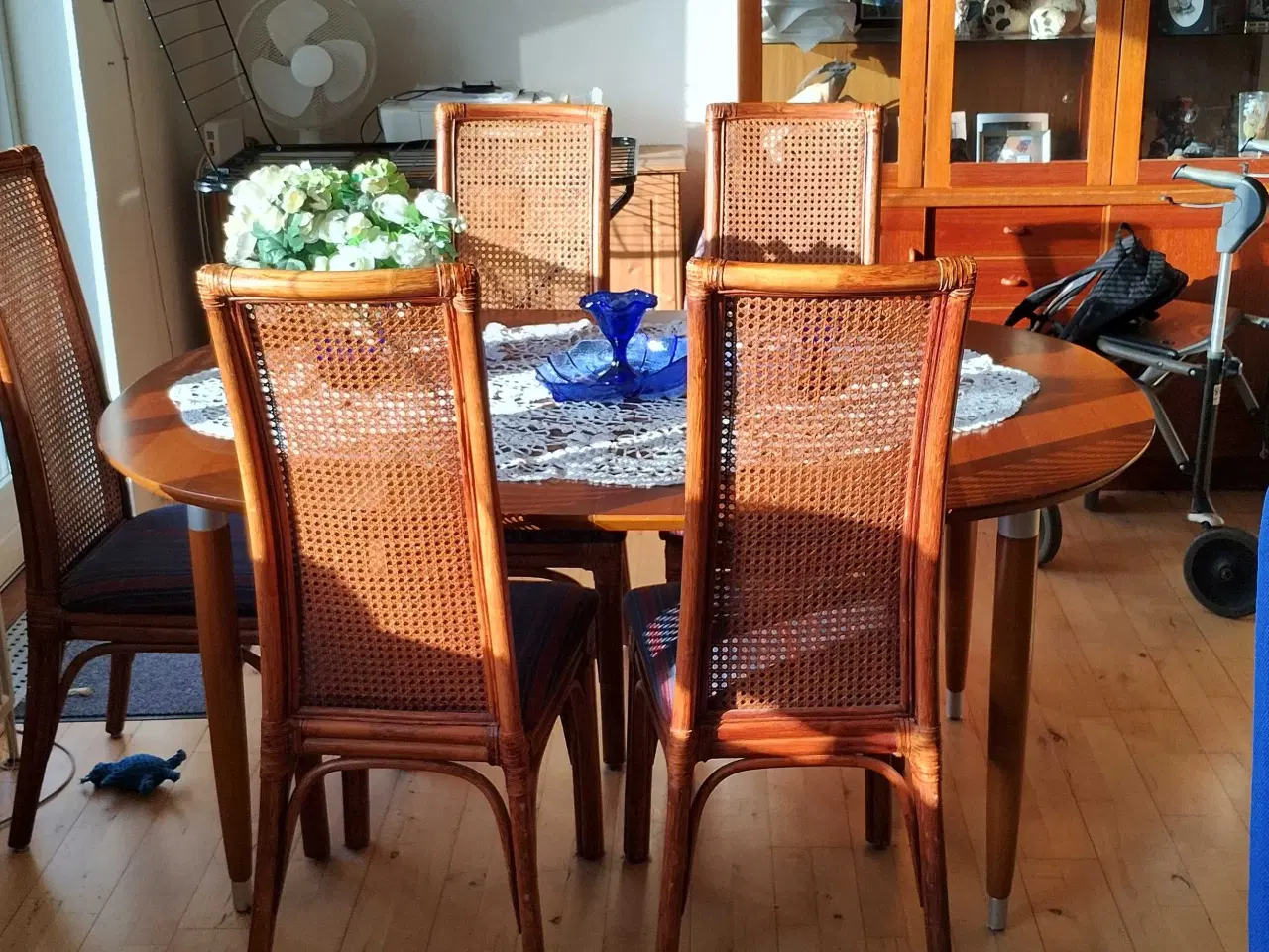 Billede 2 - Spisebord i Kirsebærtræ