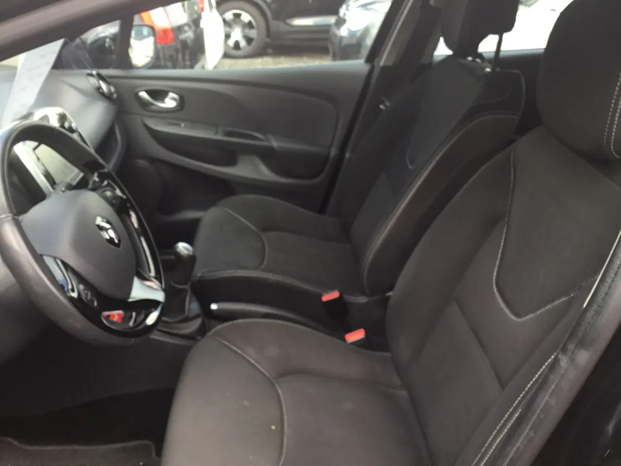 Billede 8 - Renault clio 1.5 cdi 5 døre afh.træk 