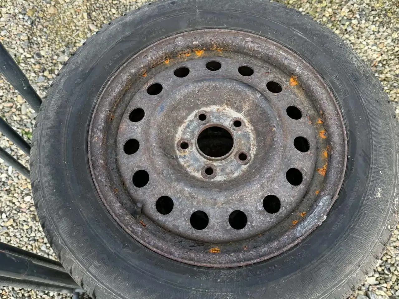 Billede 1 - 16" Stålfælge med Gislaved Vinterdæk