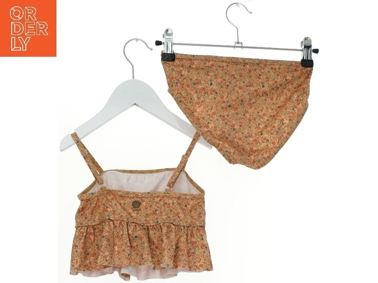 Billede 2 - Bikini sæt med blomstermønster fra Wheat (str. 122)