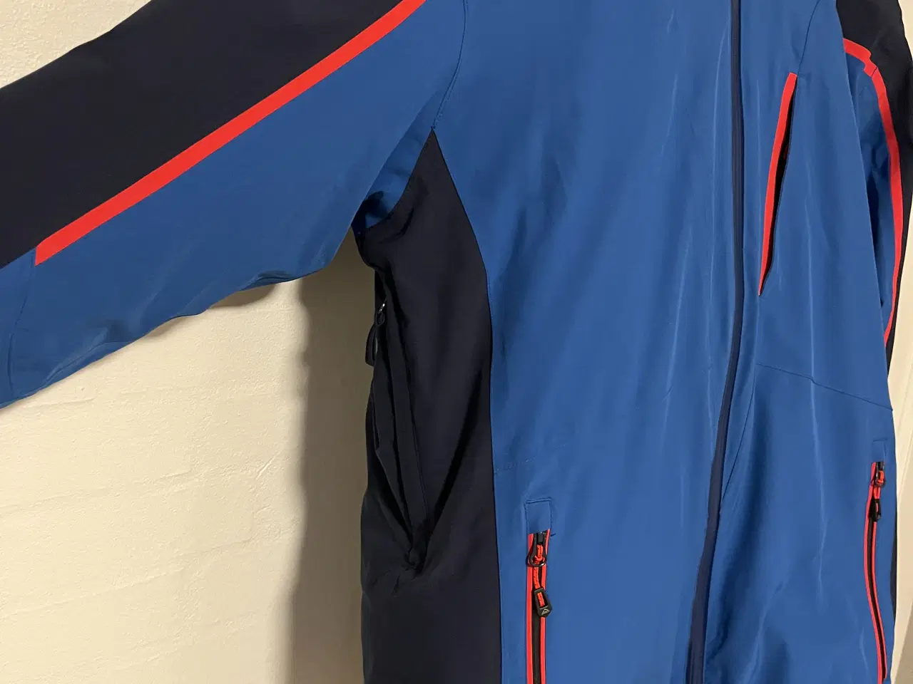 Billede 2 - Nyt, Skisæt, Jakke og bukser, størrelse Xl