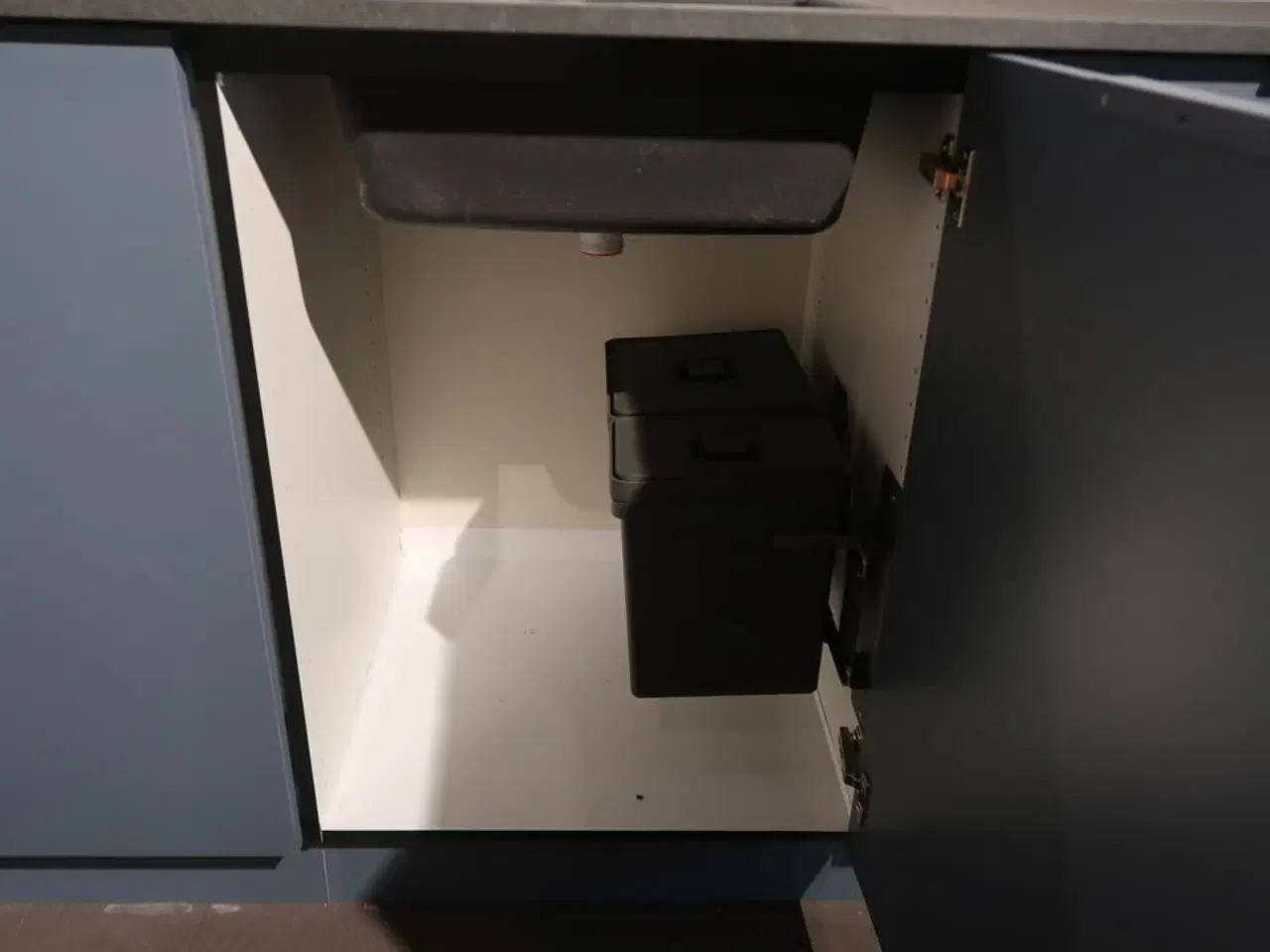 Billede 16 - Kvik køkken - Bordo blue