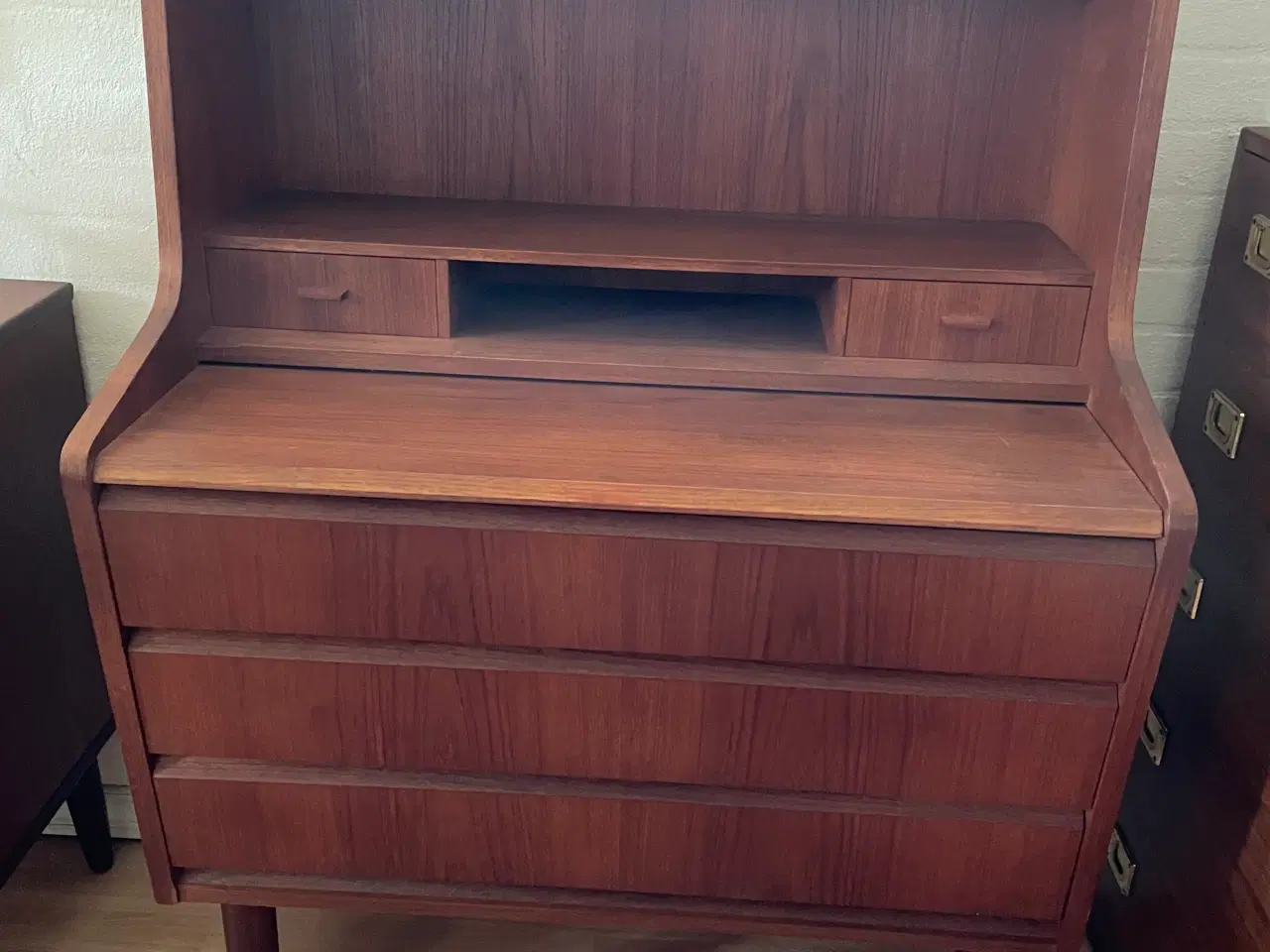 Billede 1 - Teak chatol 