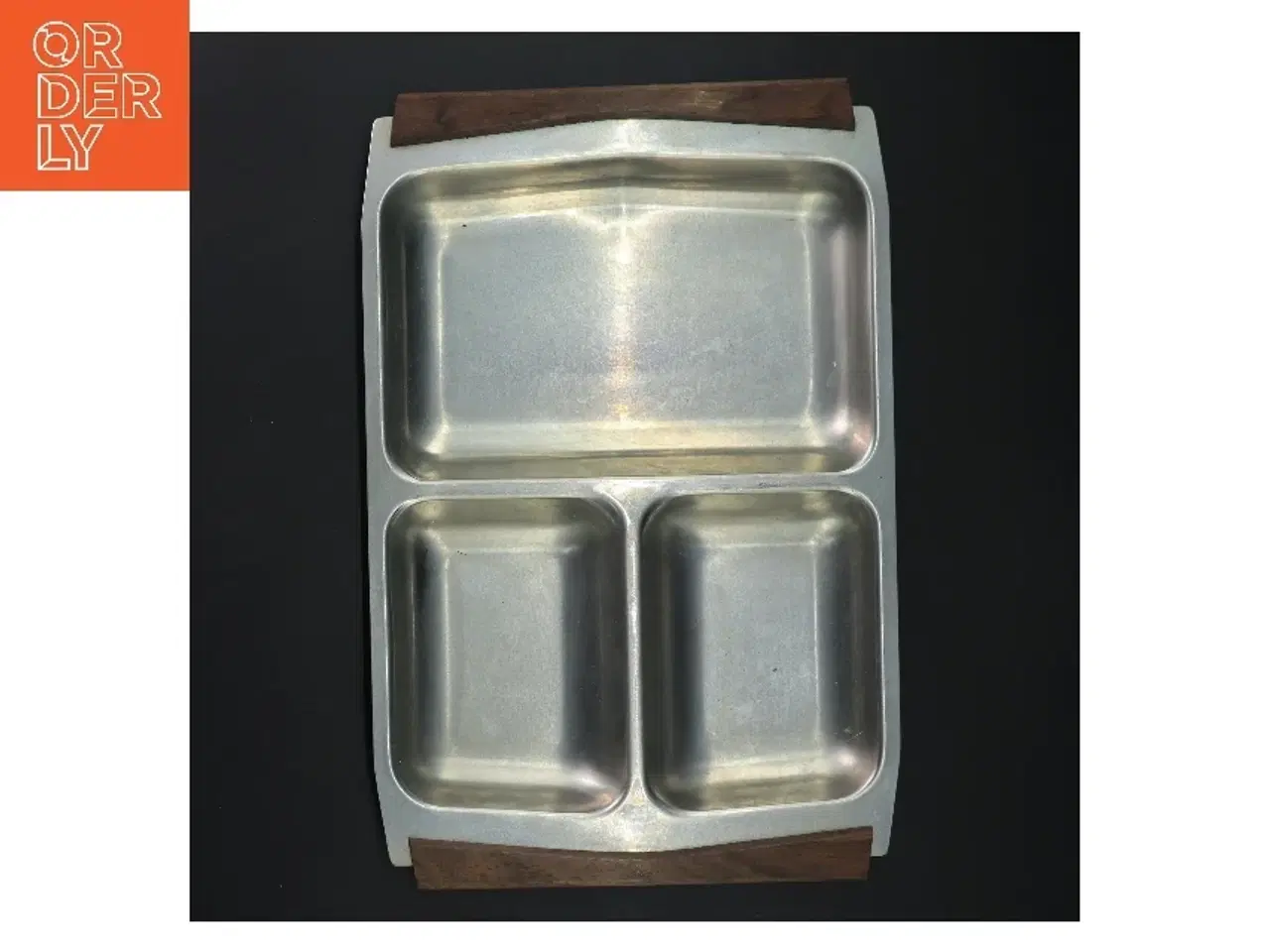 Billede 1 - Rustfrit stål serveringsfad fra AJAX lundtofte (str. 32x21,5 cm)