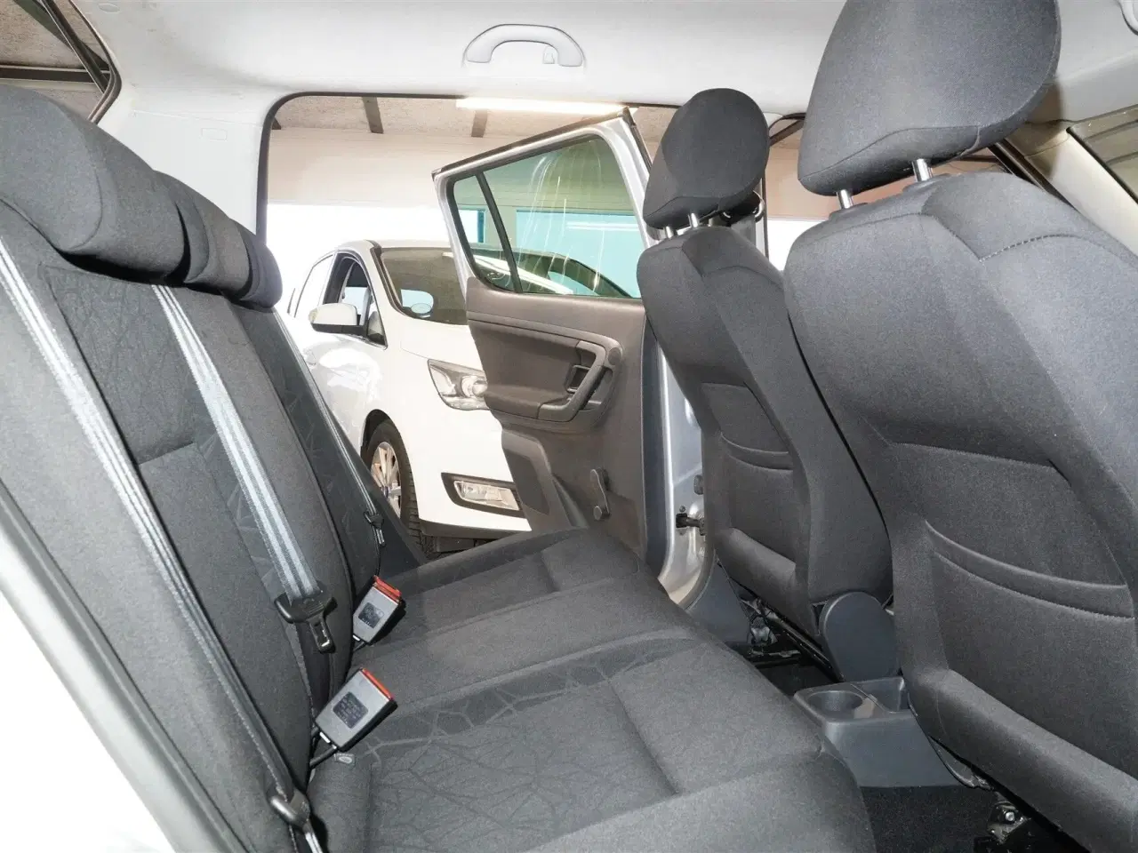 Billede 10 - Skoda Fabia 1,2 TSI Ambiente 86HK 5d