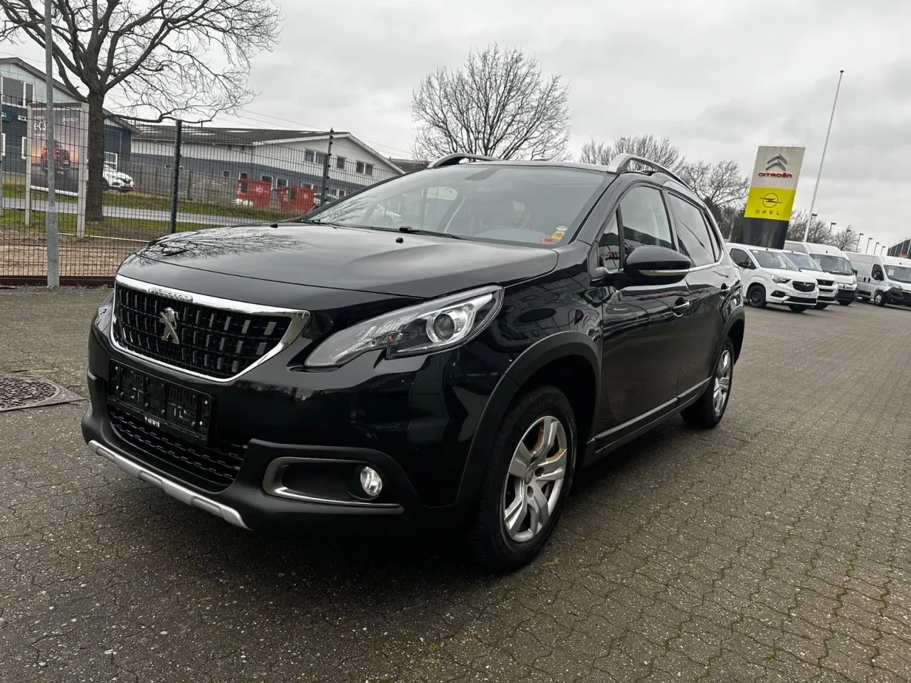 Billede 4 - Peugeot 2008 1,2 e-THP 110 Allure Sky