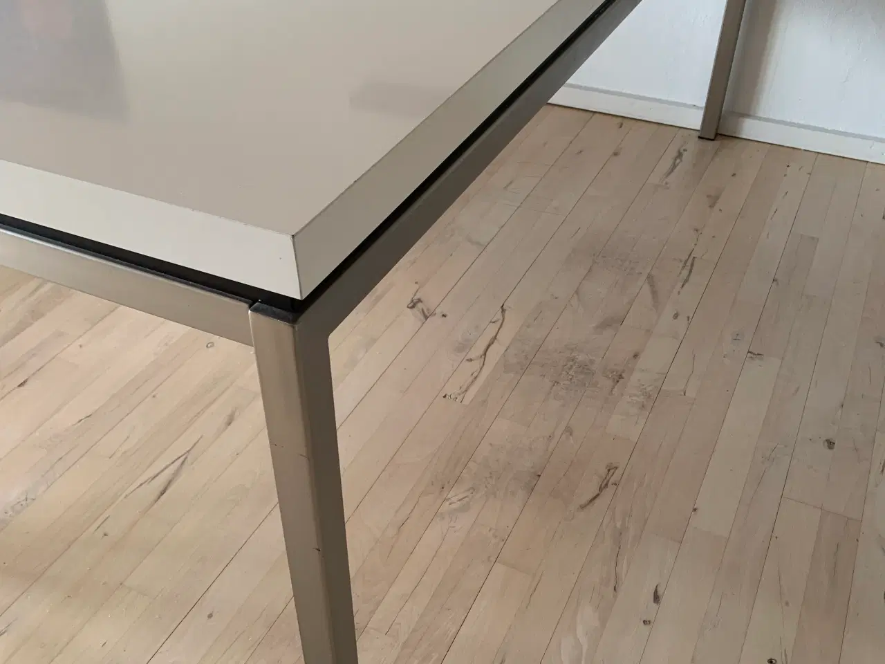 Billede 1 - Spisebord hvid 