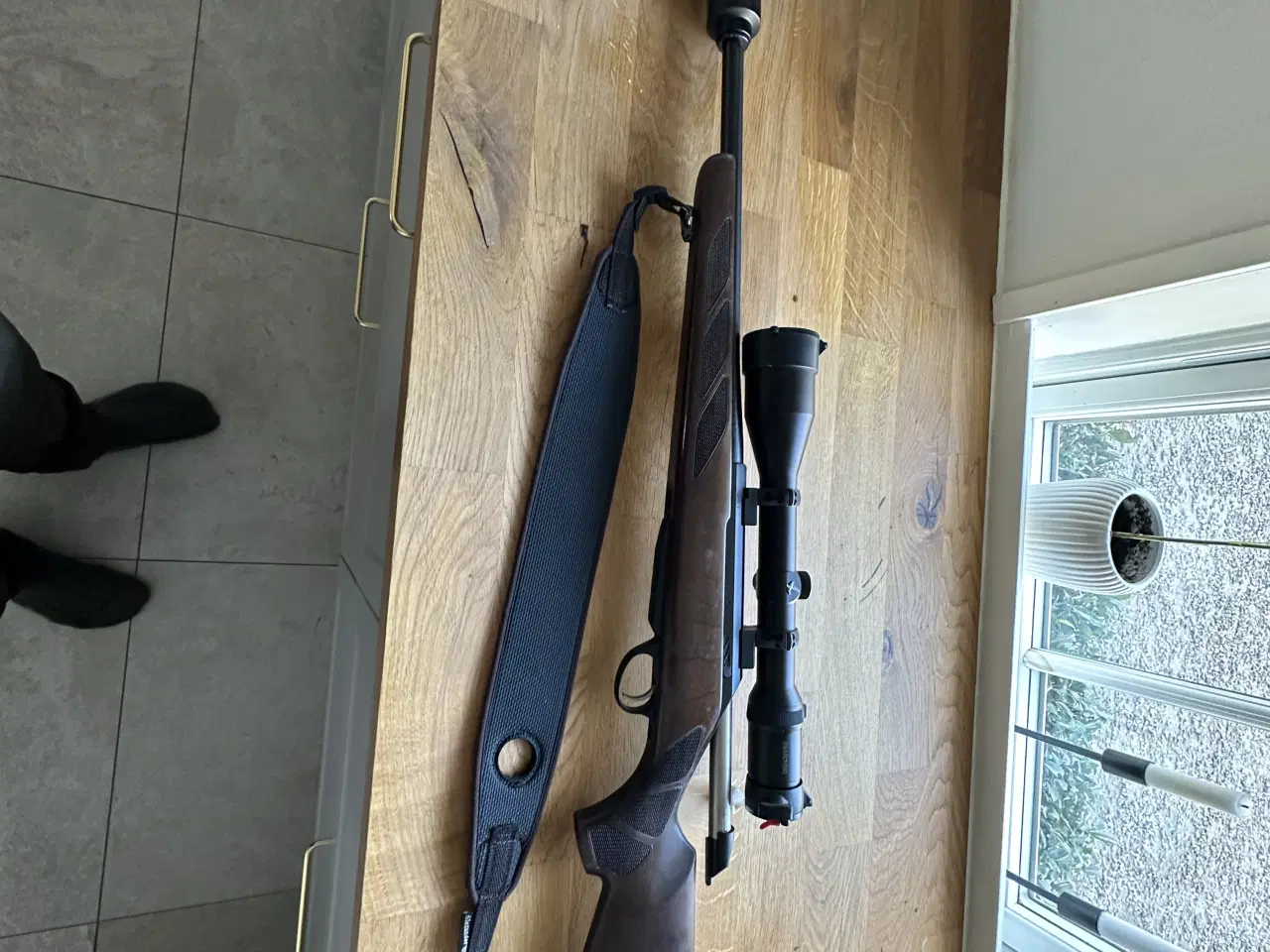 Billede 1 - Tikka T3 m. Swarovski habicht