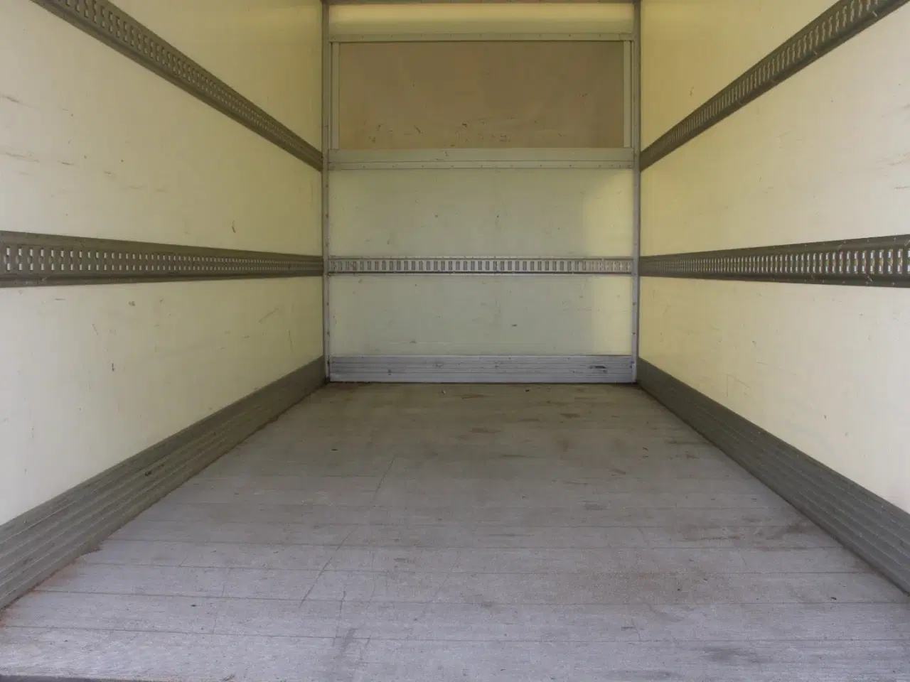 Billede 12 - Mercedes Sprinter 316 2,2 CDi A3 Alukasse m/lift aut. RWD