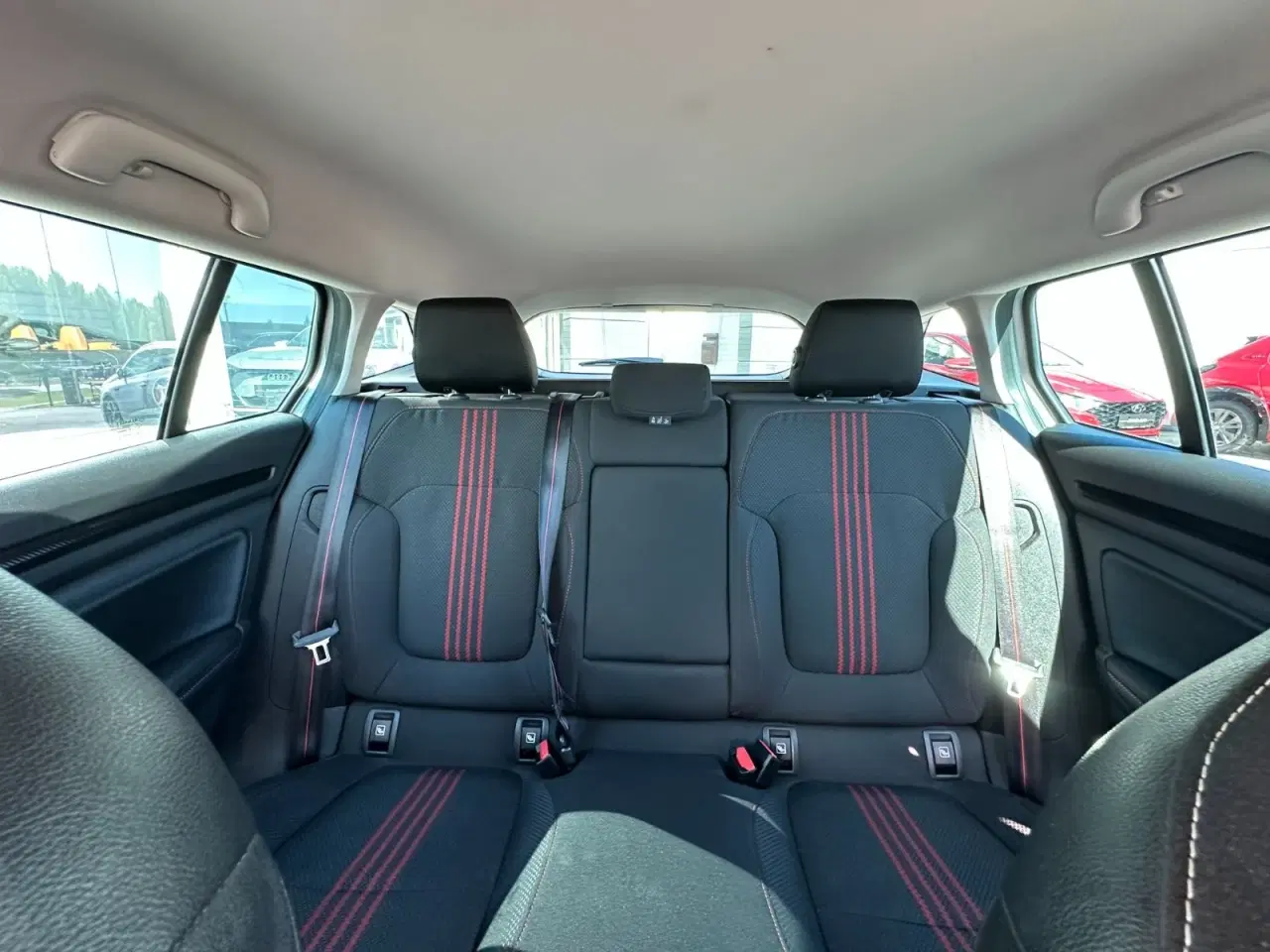 Billede 12 - Renault Megane IV 1,6 E-Tech R.S. Line Sport Tourer