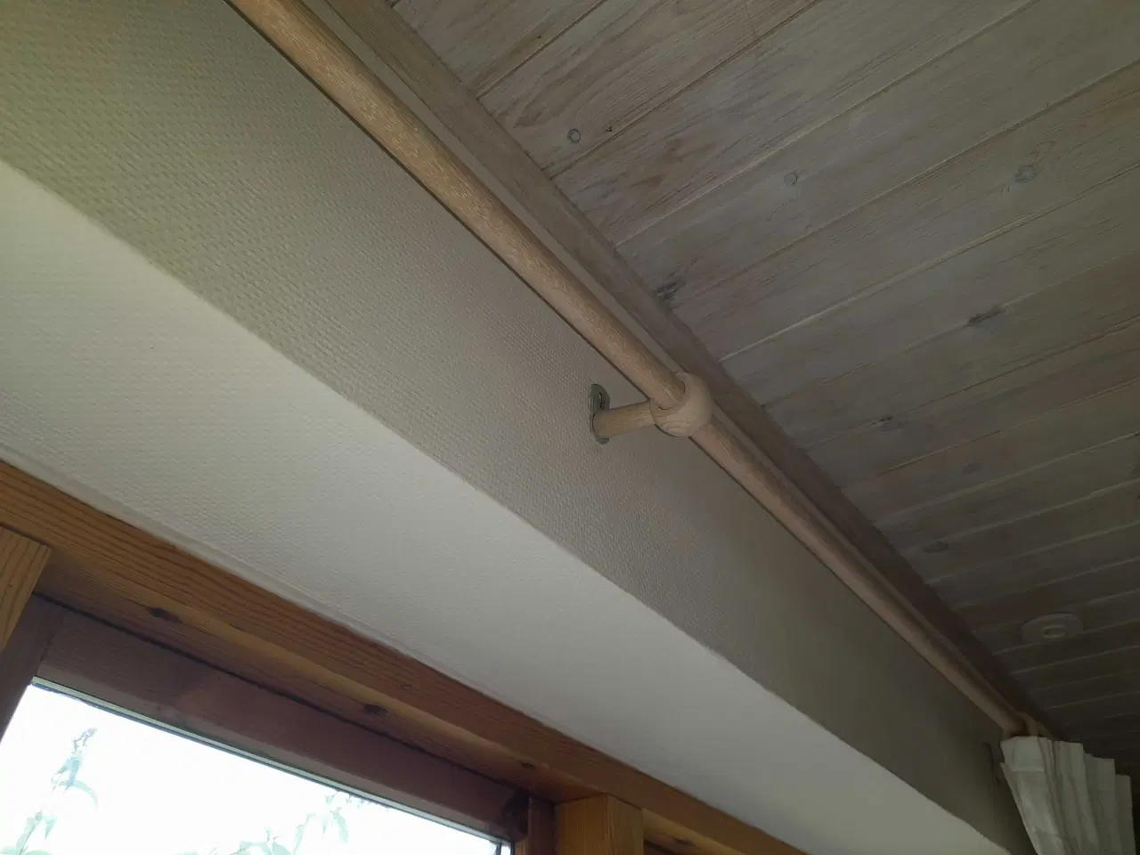 Billede 1 - Gardinstænger, 3 korte som på billedet 150 cm.