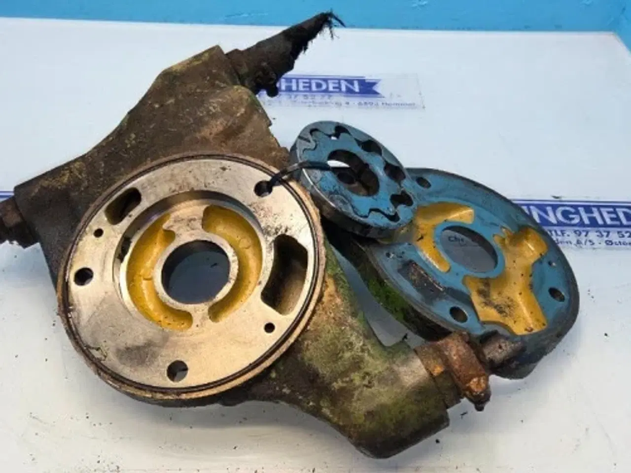 Billede 2 - John Deere 6300 Oliepumpe AL154091