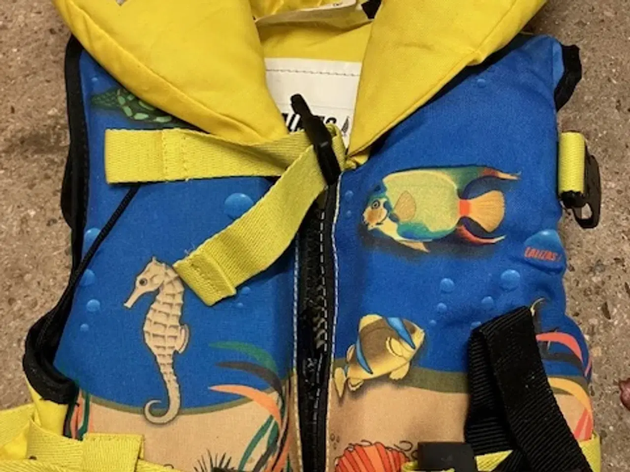 Billede 9 - Redningsveste, børn og voksne