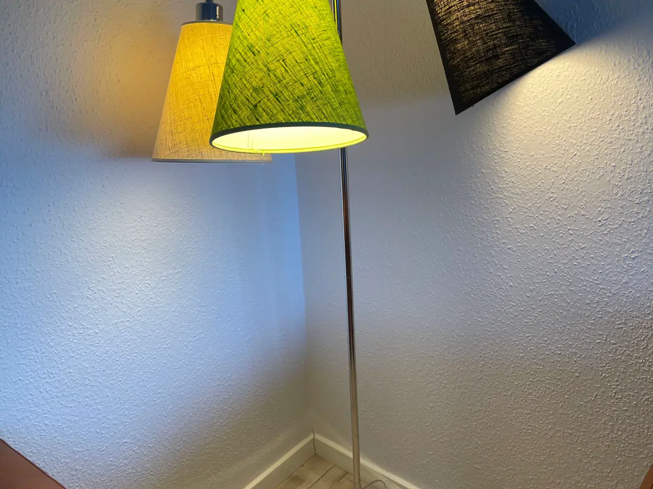 Billede 2 - Flot lampe sælges billigt !