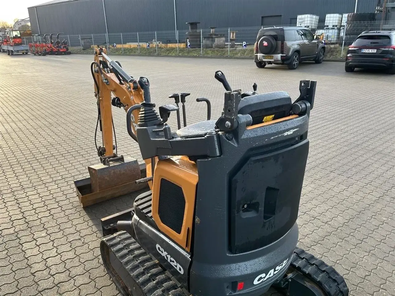 Billede 9 - Case CX12D compactilt + 2 skovle