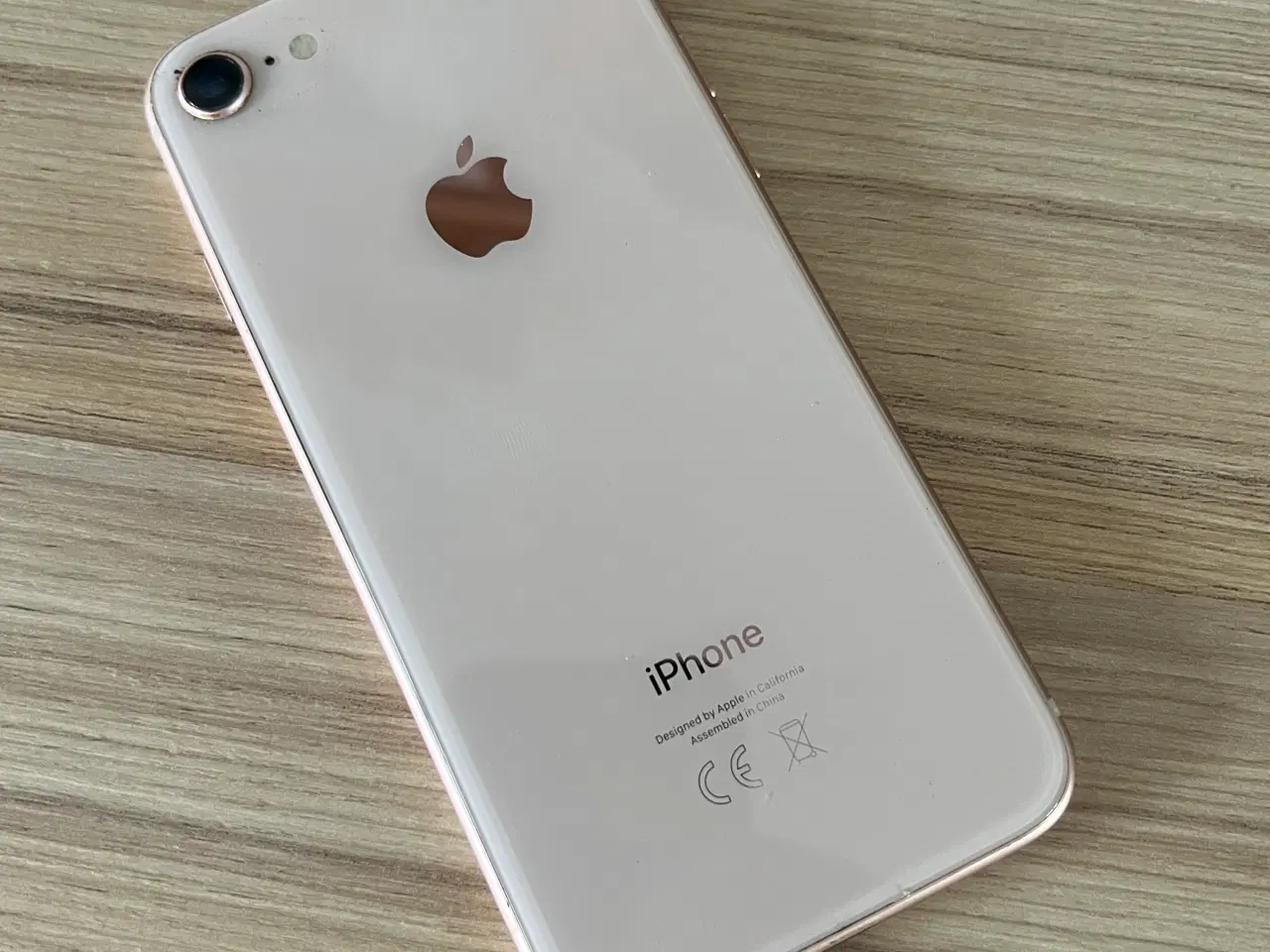 Billede 2 - iPhone 8 64gb