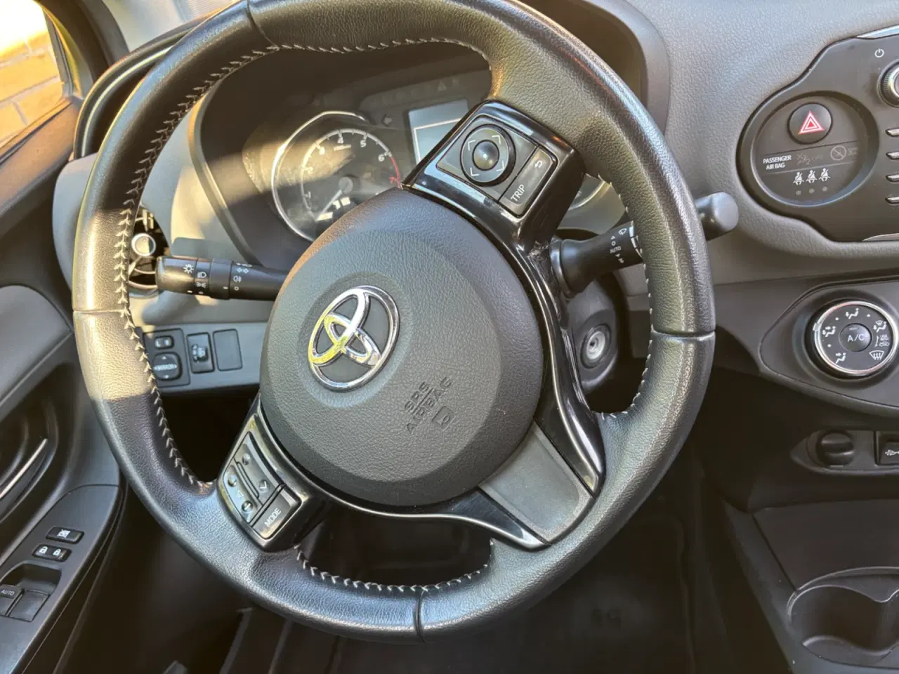 Billede 7 - Toyota Yaris 1,0 VVT-i T2