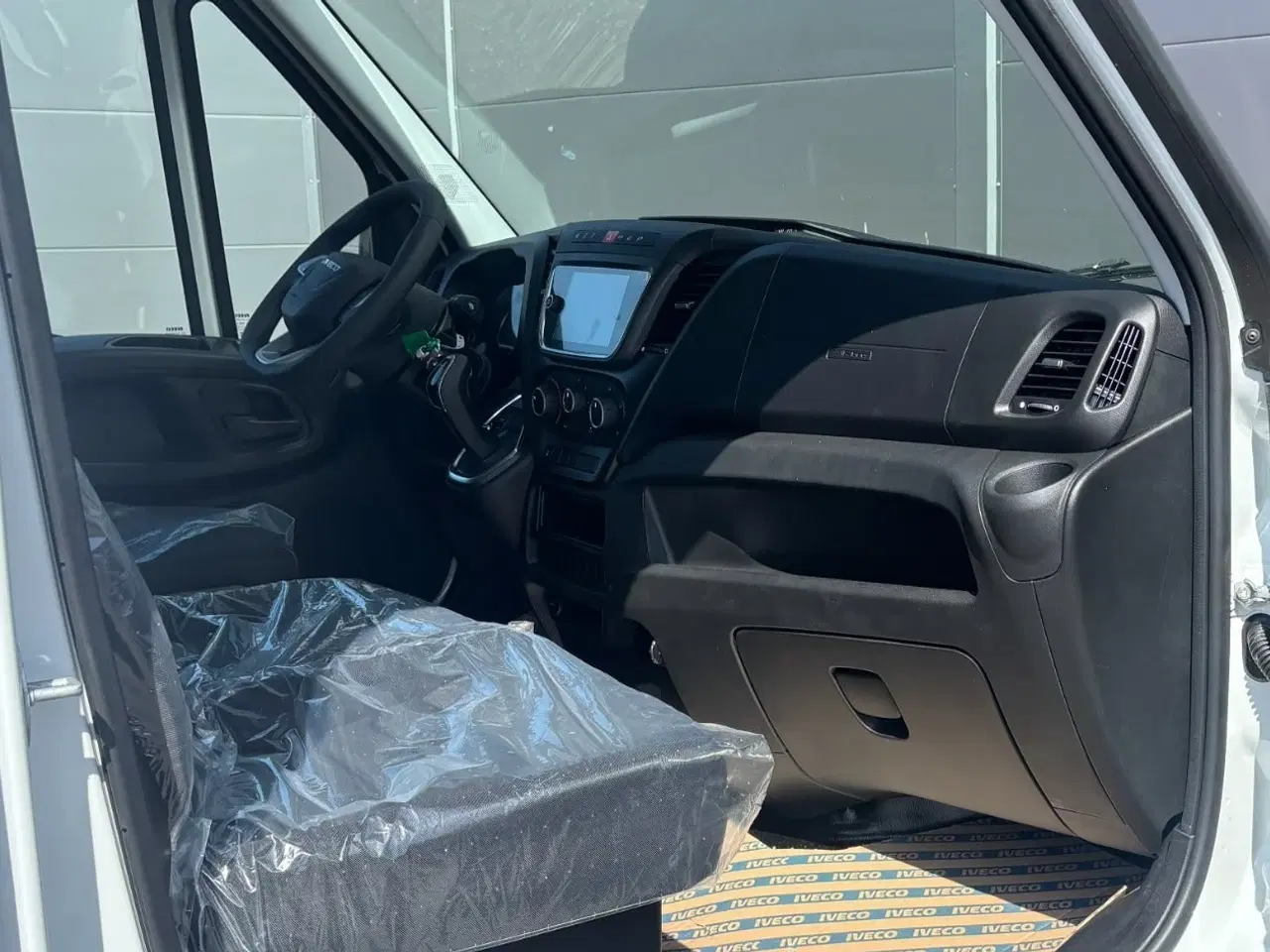 Billede 17 - Iveco Daily 3,0 35S18 12m³ Van AG8