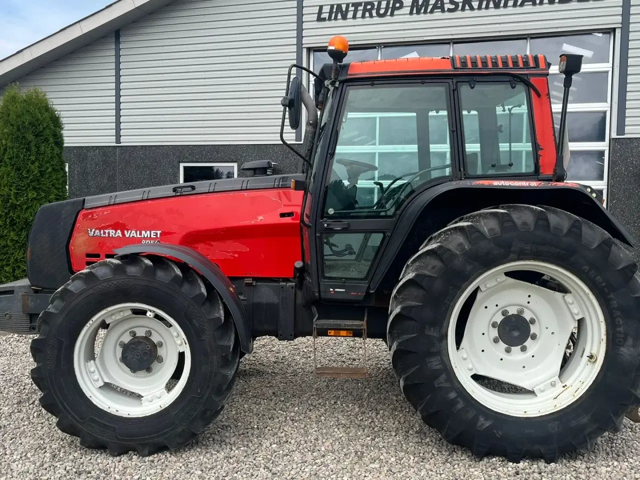 Billede 11 - Valmet 8050 Stærk stabil traktor