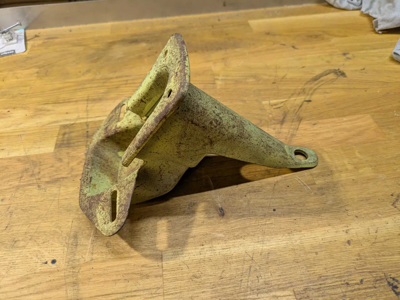 Billede 2 - Baglygteholder til Yamaha FS1