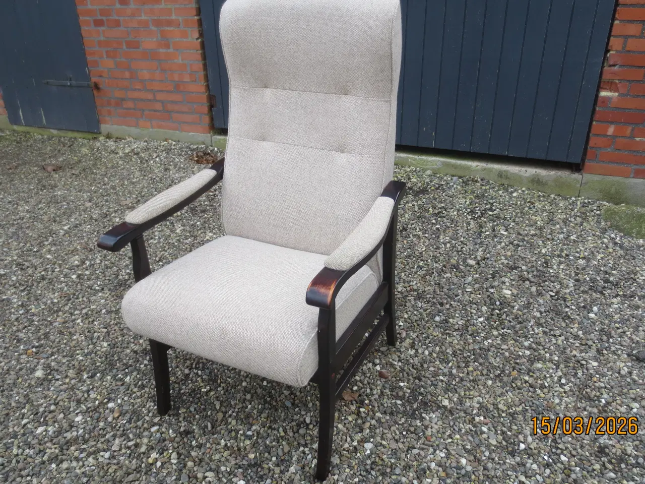 Billede 1 - 1 stk Farstrup Otiumlænestol med Lysegrå stof