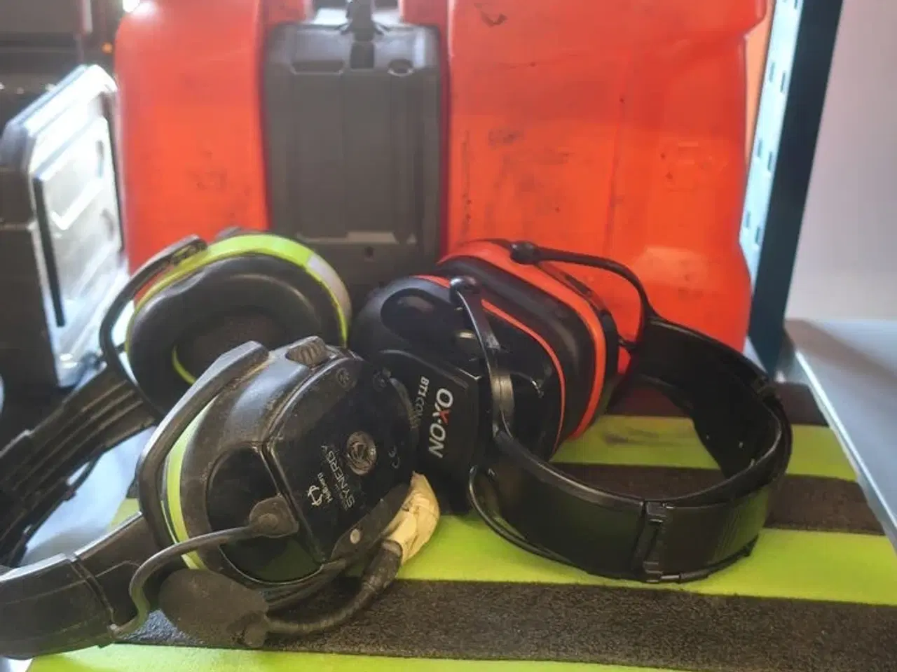 Billede 2 - Dunk, høreværn, topnøglesæt m.m.