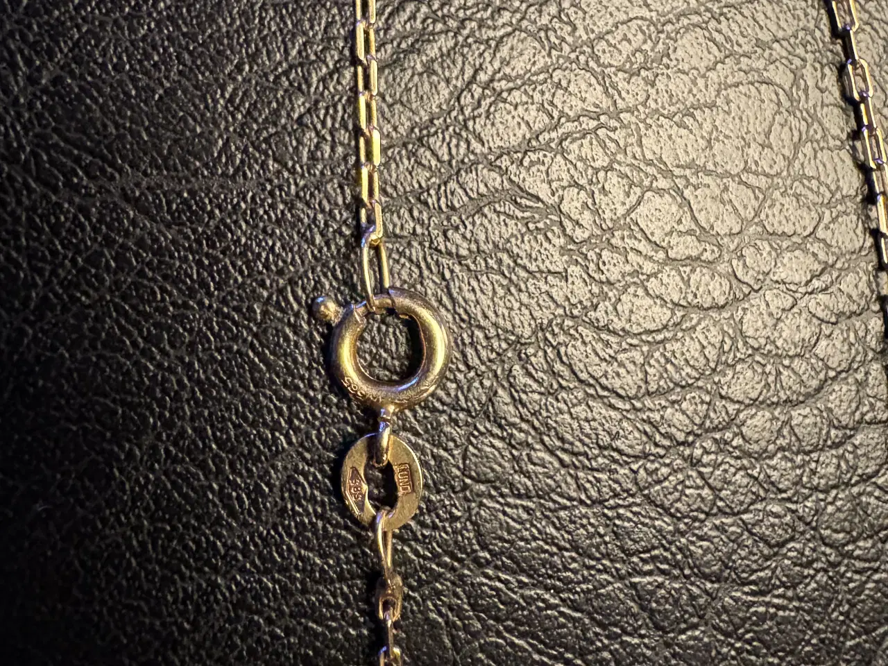 Billede 2 - Lund 14 kt guld halskæde m/kors