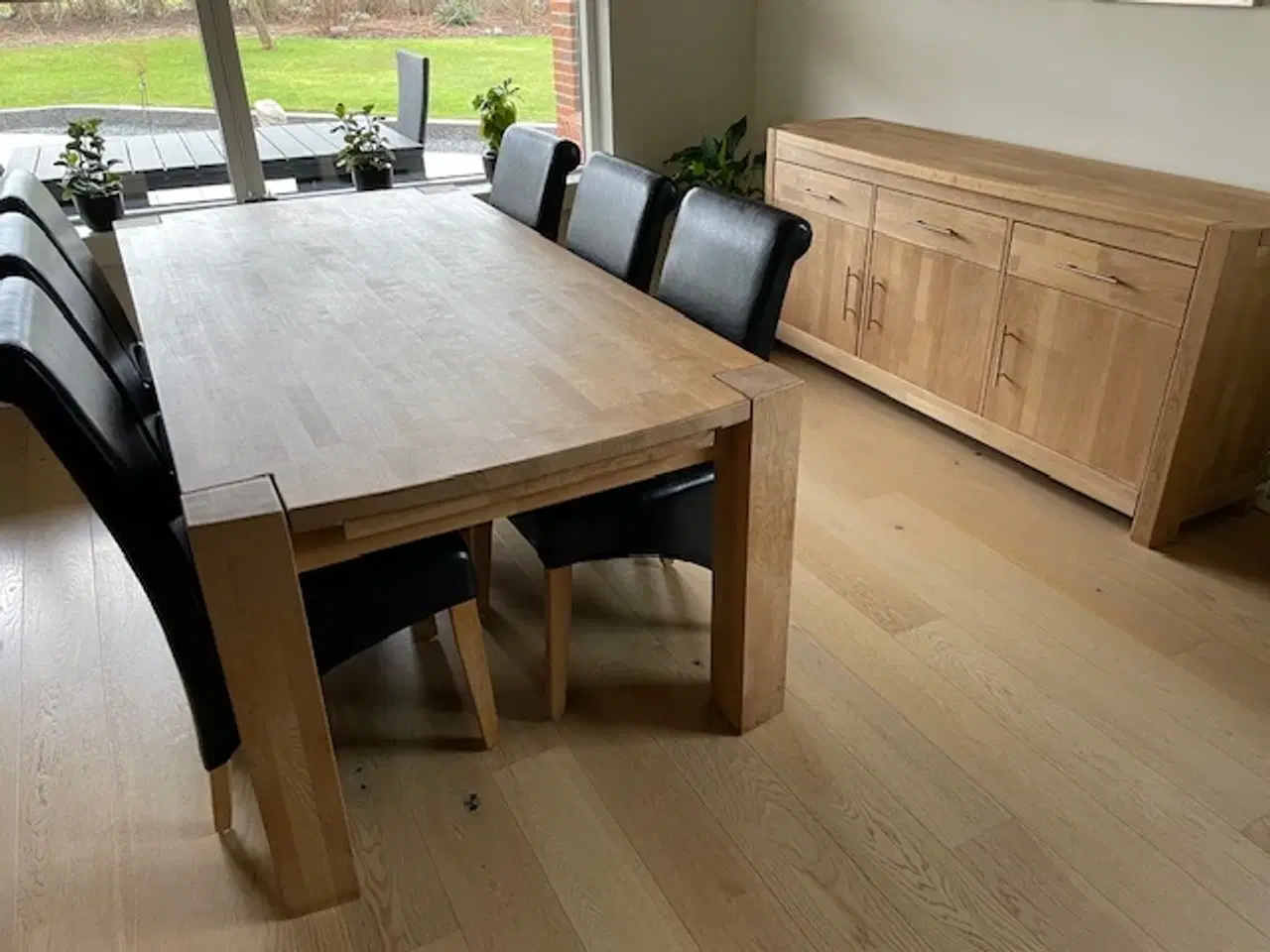 Billede 3 - Spisebord med 6 stole - massiv eg – sæbebehandlet