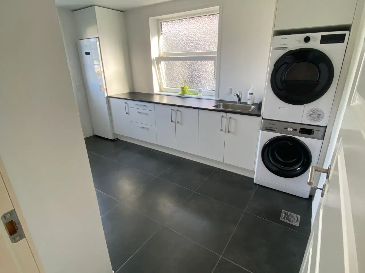 Billede 16 - Villa sælges, nær skov og på rolig vej