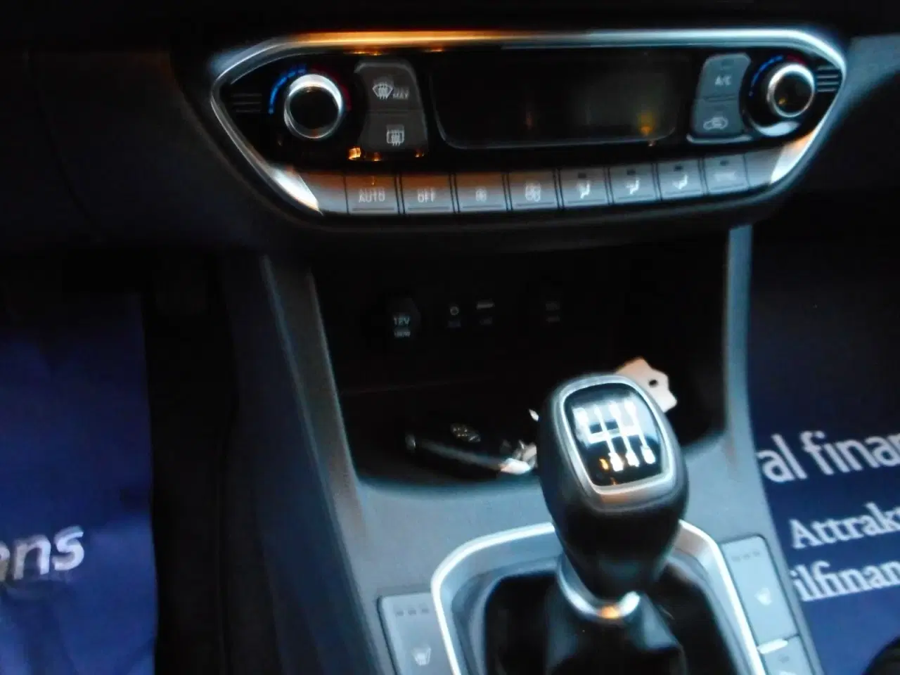 Billede 9 - Hyundai i30 1,6 CRDi 110 Premium stc.