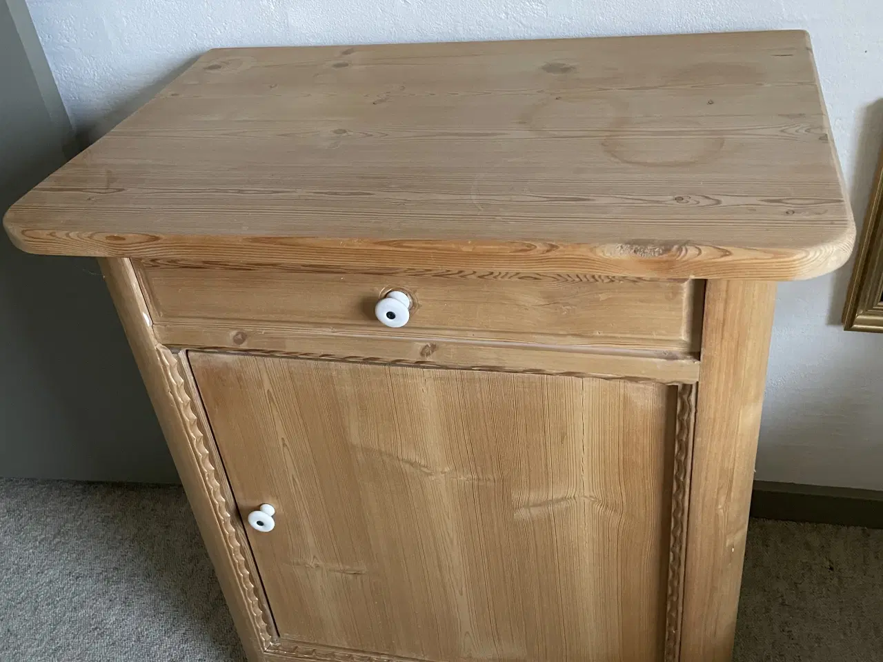 Billede 1 - Træskab