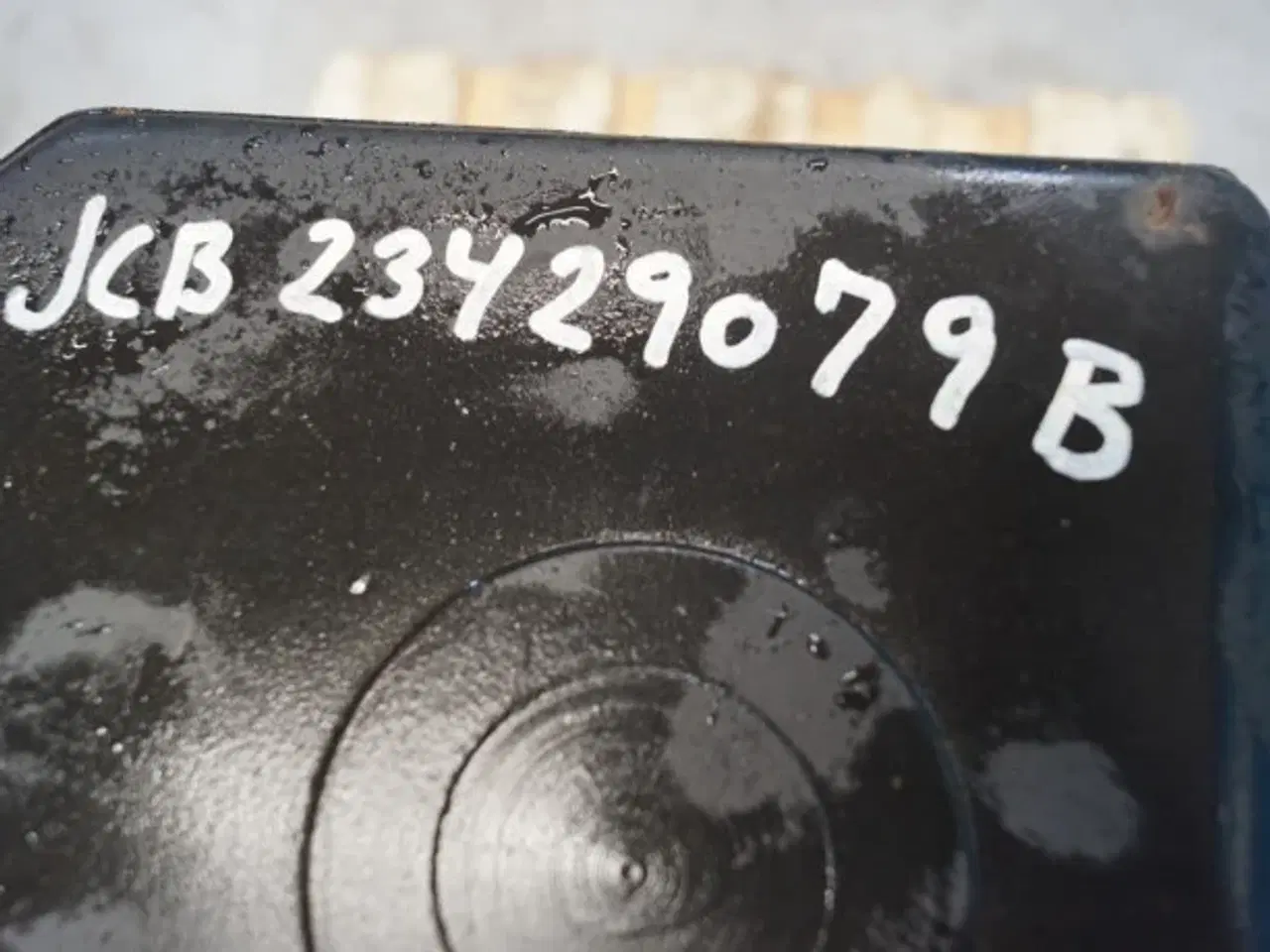 Billede 8 - JCB 8052 Diseltank 234/29079