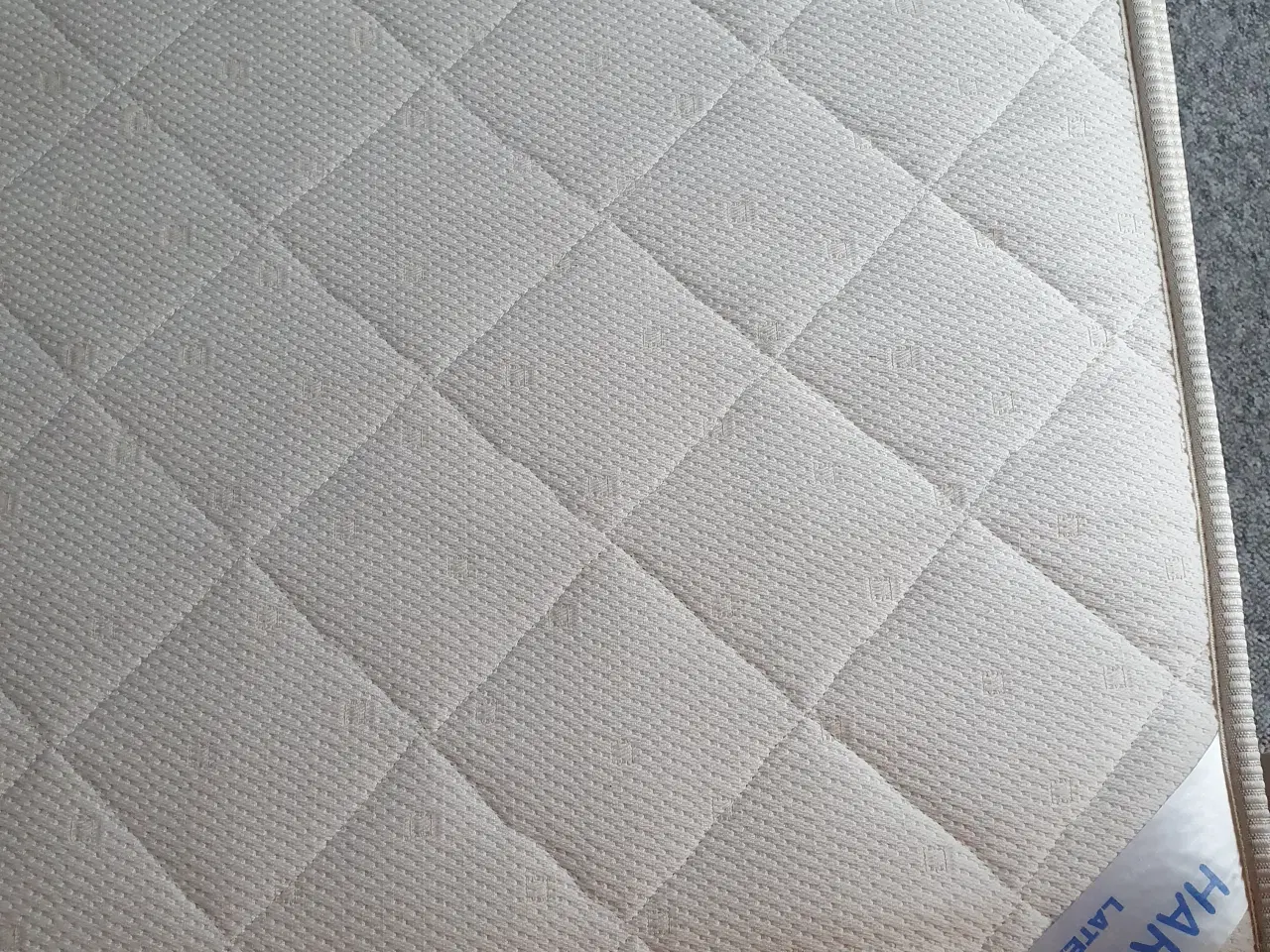 Billede 4 - Boksseng 140 X 200 med topmadras