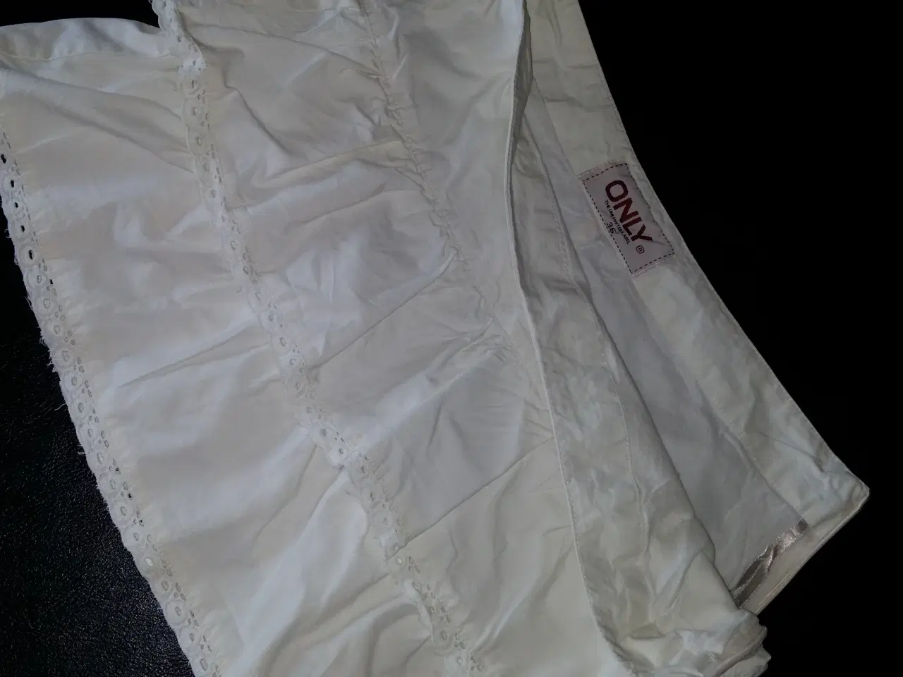 Billede 3 - Nederdel 