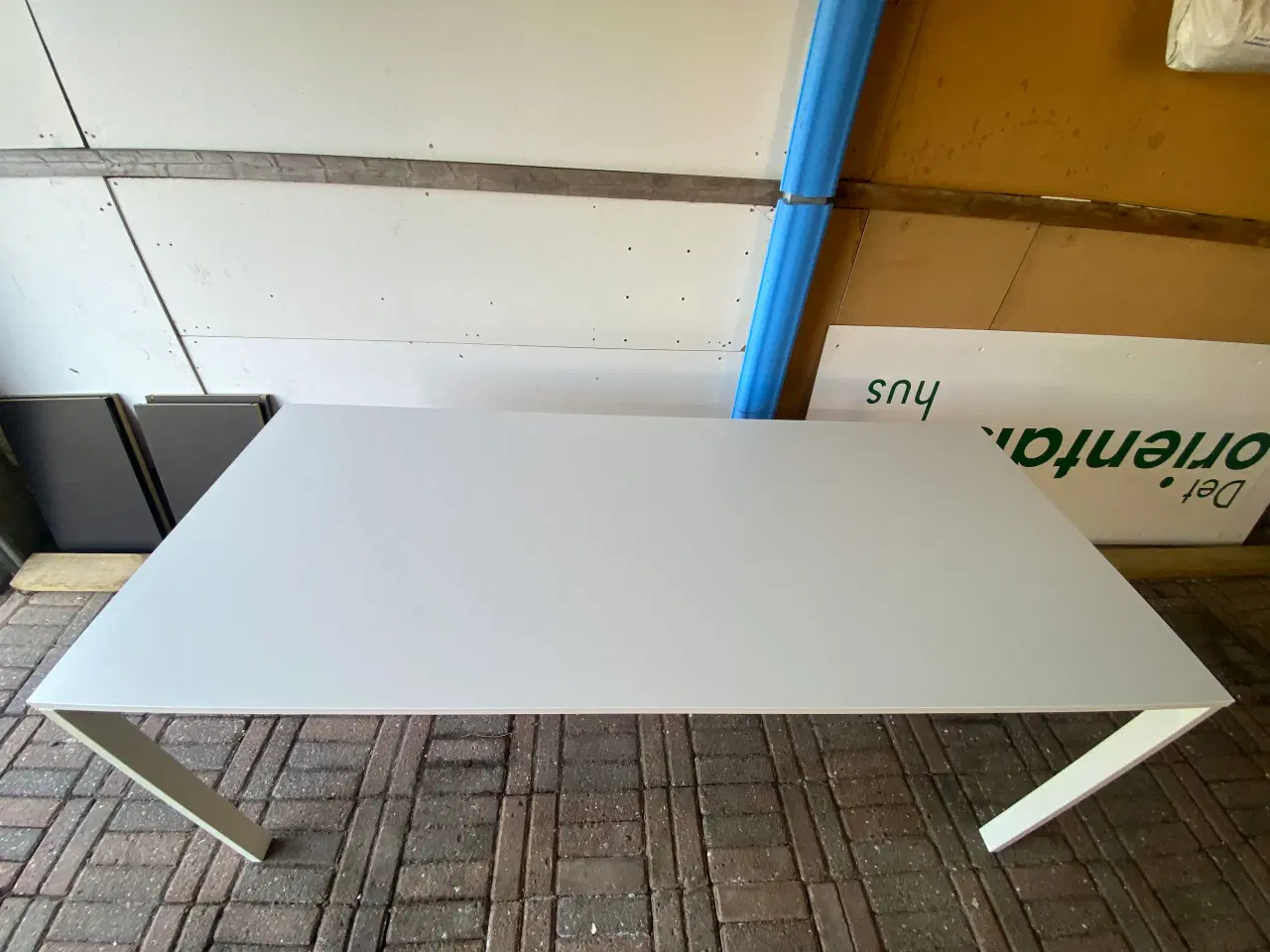 Billede 3 - Pæn spisebord 
