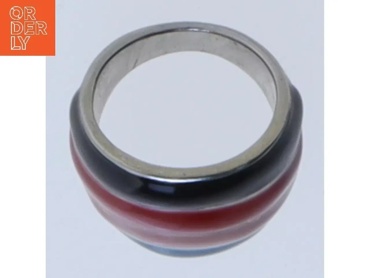 Billede 1 - ring med farvede striber (str. 53 mm)