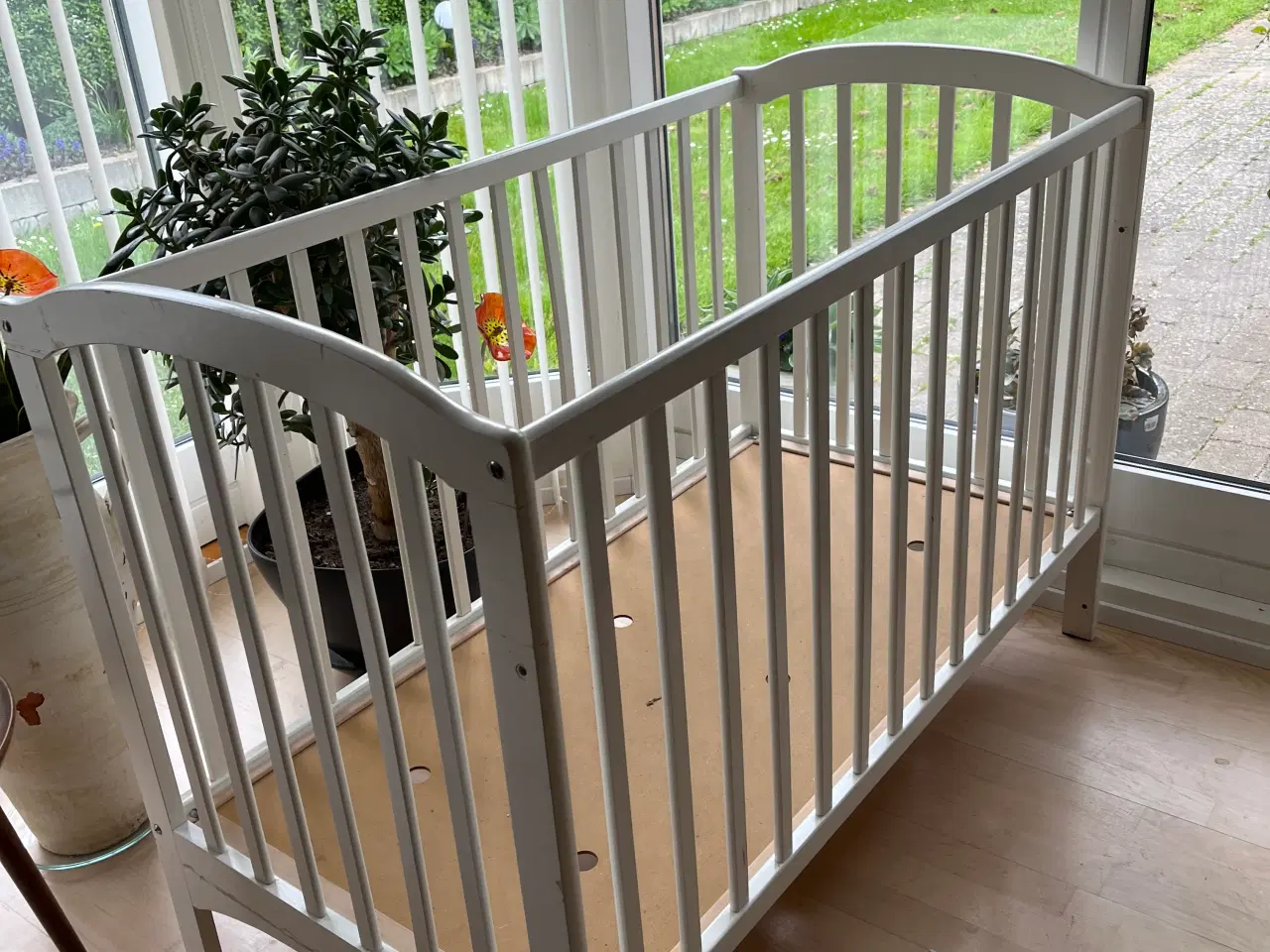 Billede 1 - Baby tremmeseng, evt gratis